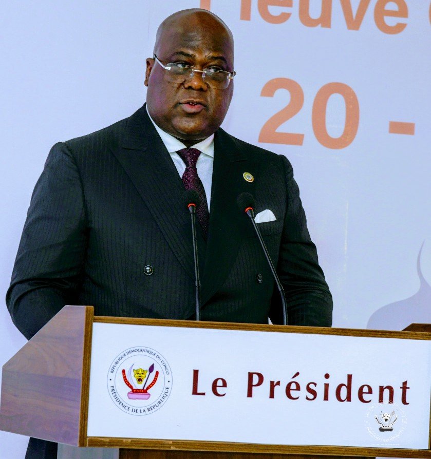Jeanclaudemuku5's tweet photo. RDC 20.10.2021
Le Président @fatshi13 et la distinguée Première Dame ont participé, ce mercredi 20 octobre à Kinshasa, à la table ronde inclusive sur la création d'un fonds national de réparation pour les victimes des violences sexuelles liées aux conflits en RDC
@Presidence_RDC https://t.co/jxQwPnGJkV