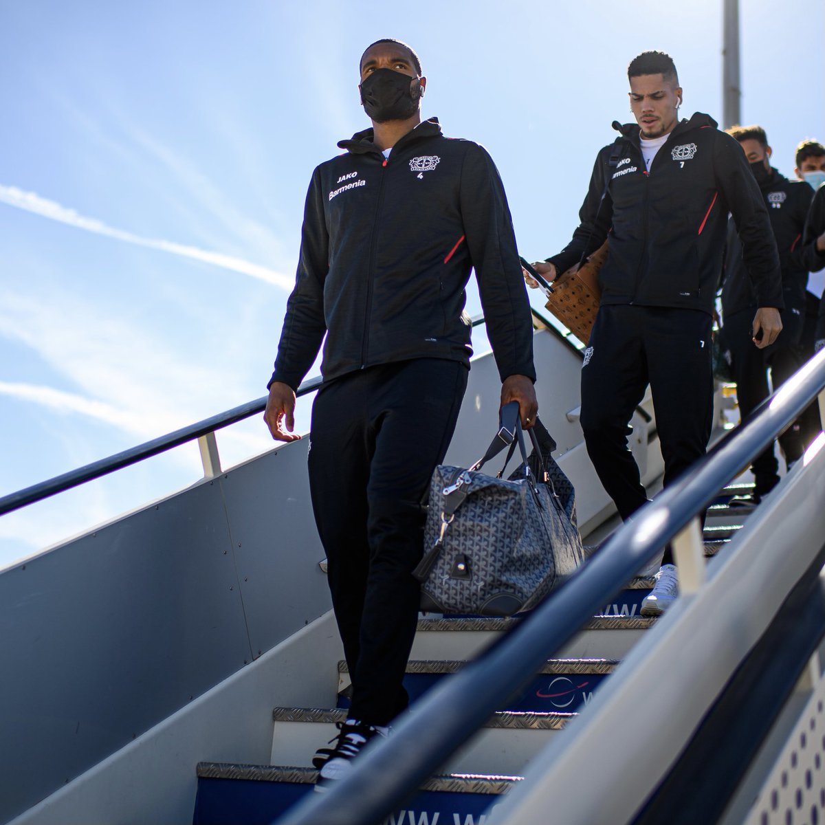 Jonathan Tah tweet media