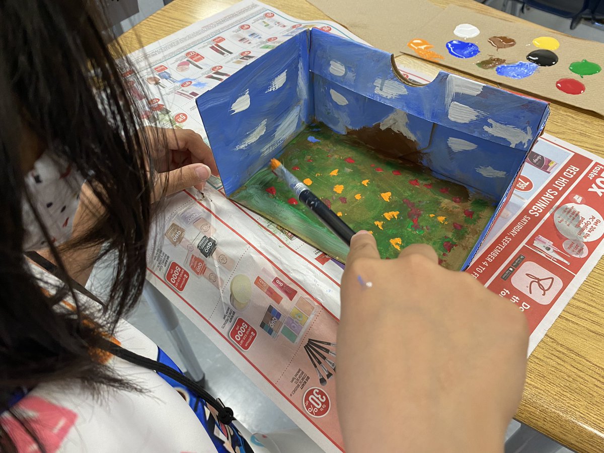 MsGLynch's tweet photo. The Grade 4’s have started creating models for their habitat project. Students research an endangered species and will recreate that animal’s habitat. https://t.co/PKYwoOI1co