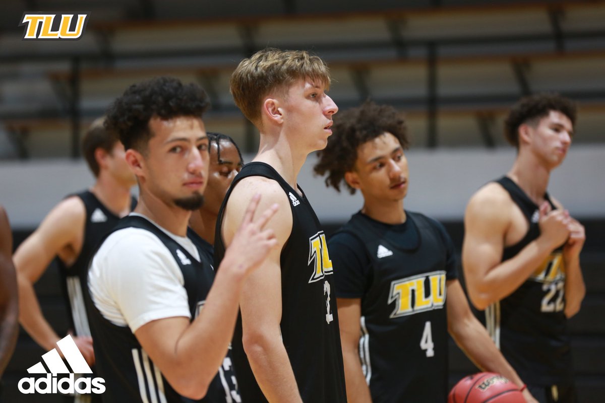 tluathletics's tweet photo. Week 1 is under way!

#TooLiveU | #PupsUp https://t.co/ZCCrNQ9e0D