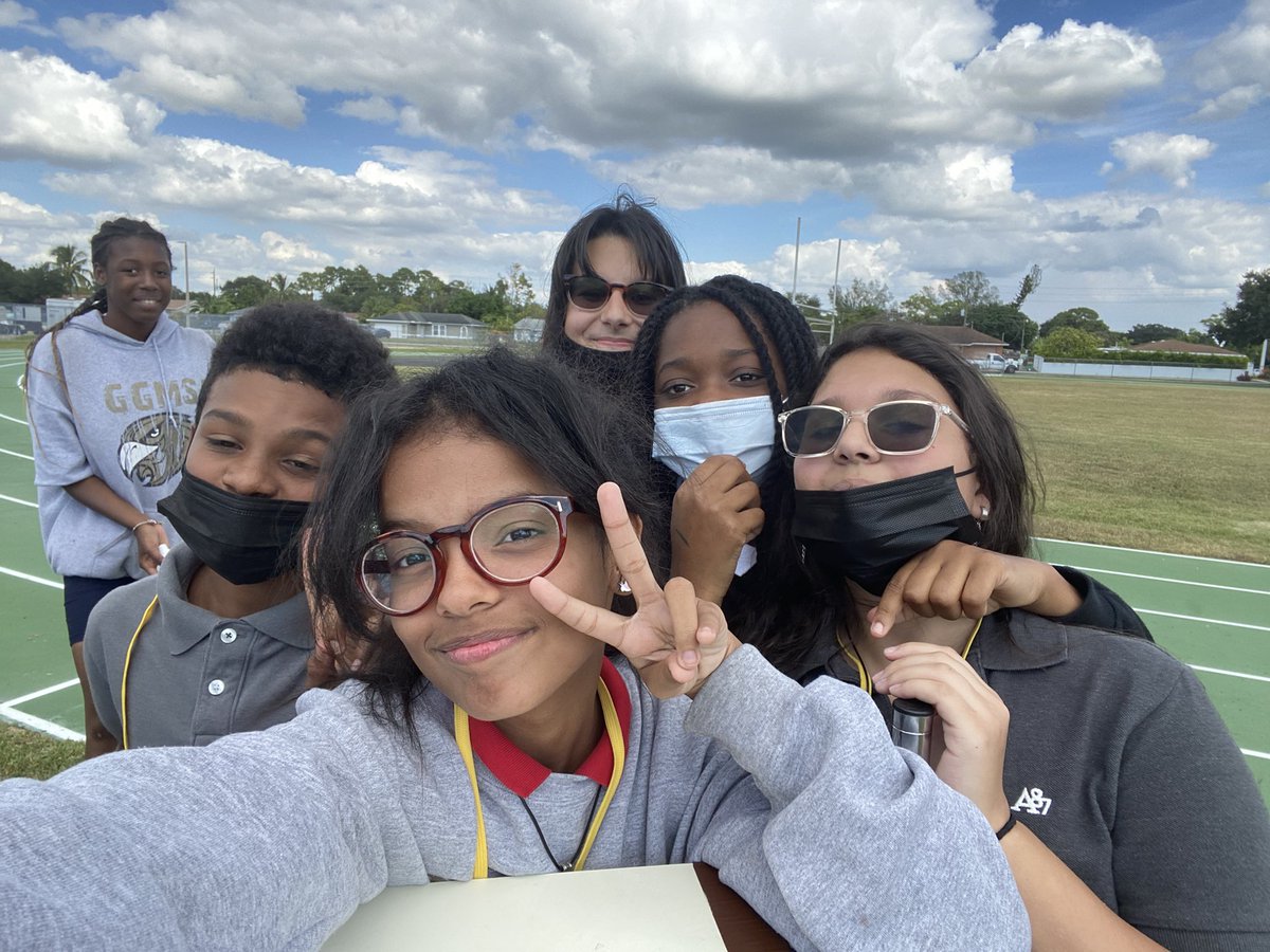 CoachBabineau's tweet photo. 7th period after running a cardio-respiratory checkpoint 🏃🏻‍♀️@GGM_SOARS #ggmpe @ccpsDRIVE2BFIT https://t.co/73r9brrgVQ