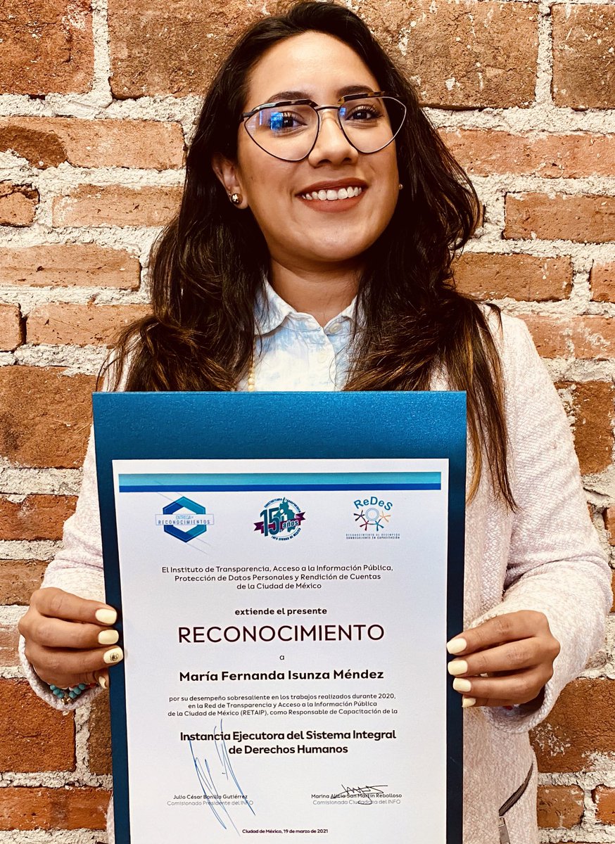 PDHCDMX's tweet photo. Felicitamos🎉 a @ferisunza76, nuestra responsable de la Unidad de Transparencia, por el reconocimiento otorgado por @InfoCdMex a su desempeño sobresaliente durante 2020 en materia de capacitación en #Transparencia en la Red de Transparencia y #AccesoALaInformación Pública #RETAIP https://t.co/46KoeQhhli