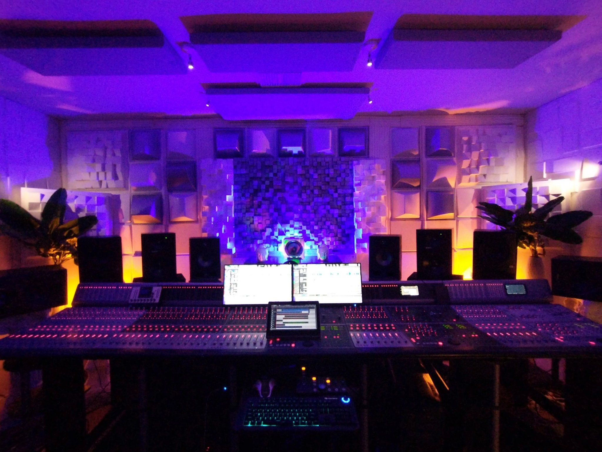 Houston Recording Studio (HoustonStudios) / Twitter
