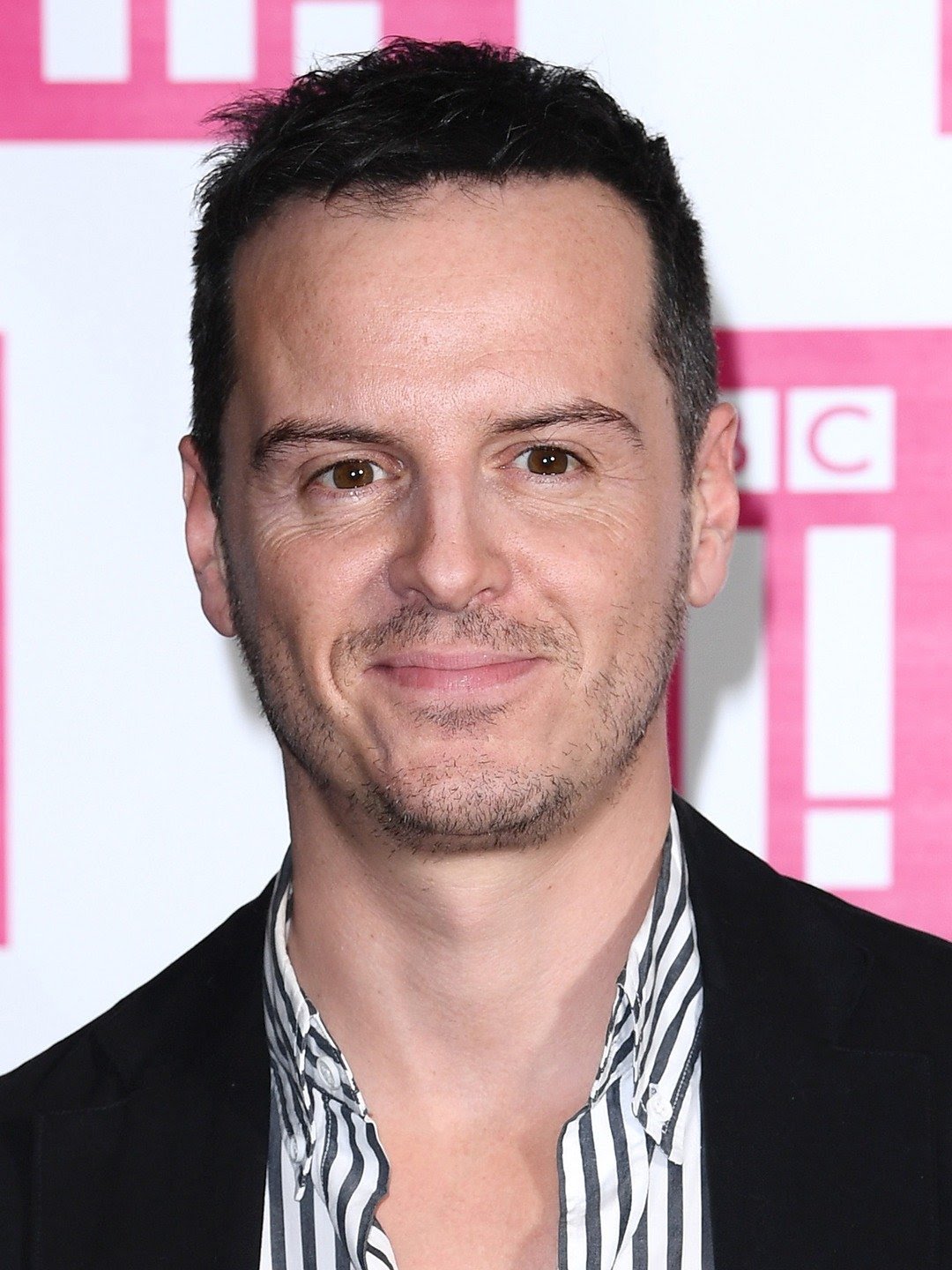 Happy Birthday to everyone s favourite hot priest, Andrew Scott 