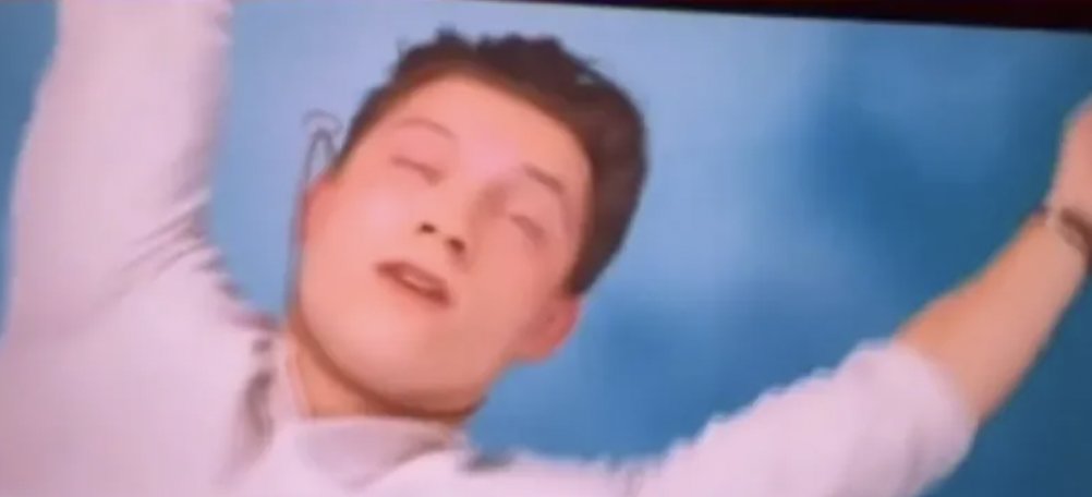 FCKgfFwWYAEhtml?format=jpg&name=medium