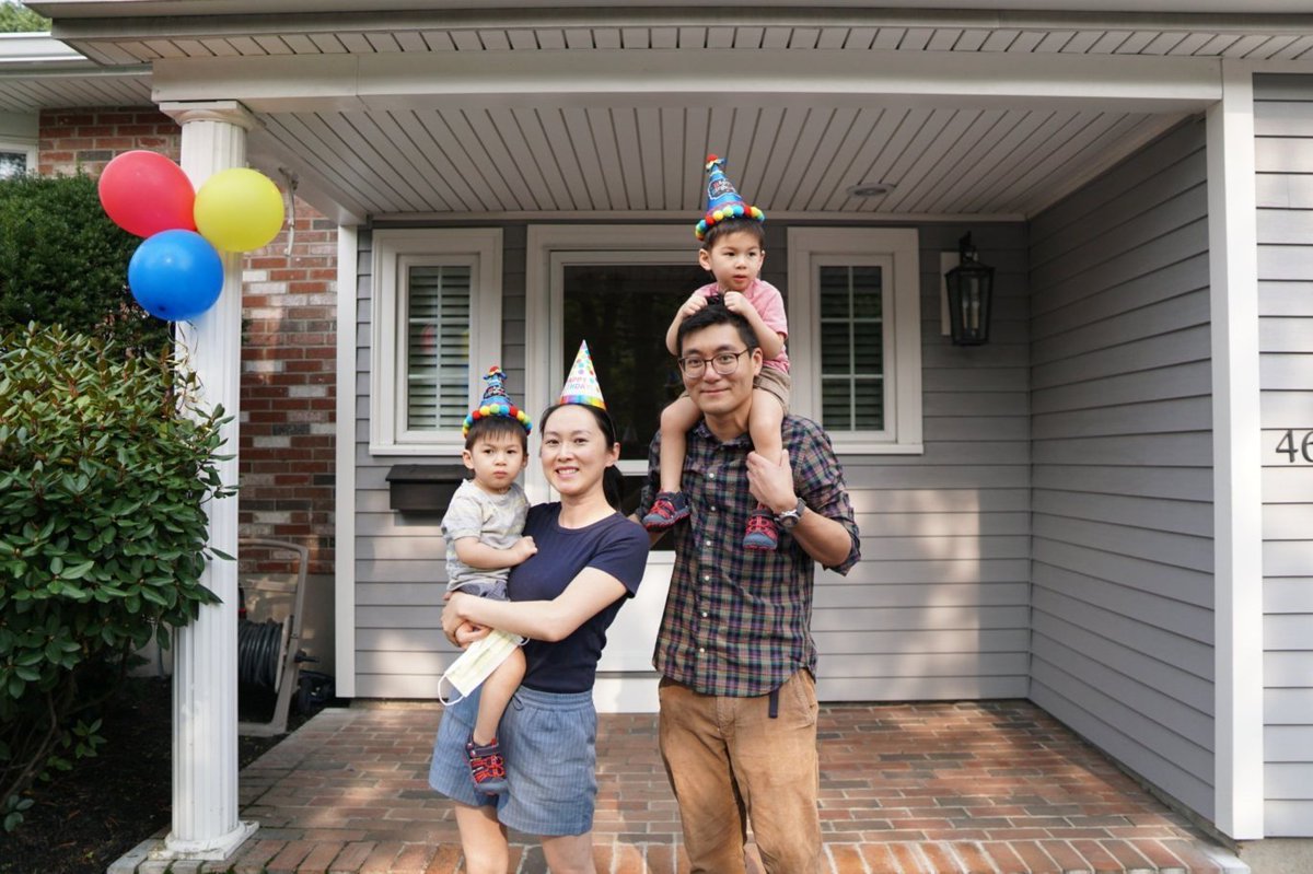 RiaanResearch's tweet photo. "These days, the four of us enjoy our quiet suburban life. We are evolving everyday and are trying to establish a new routine all of the time. Most people look forward to the future, but the future is scary for us, and we try not to dwell on it." 
https://t.co/Npr5NloFTY https://t.co/gBPF5CZl1K