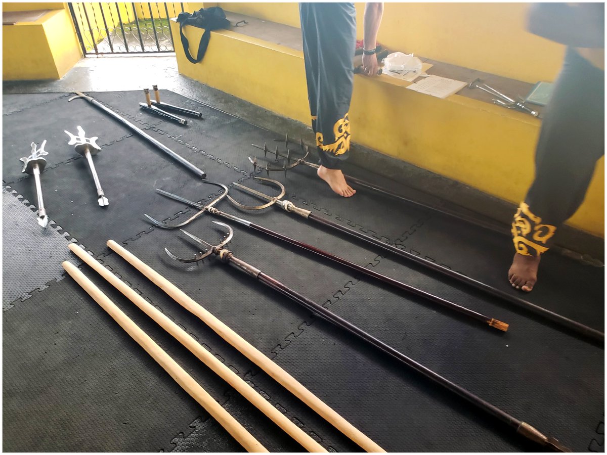 LeatherMasters's tweet photo. Wrapping things up here, working on some new weapons training.
https://t.co/LYkZuliBHv
#leathermasters #leathermarkus #houseofmarkus #liveyourtruth #shaolin #pilgrimage https://t.co/Ku7LDNKGMJ