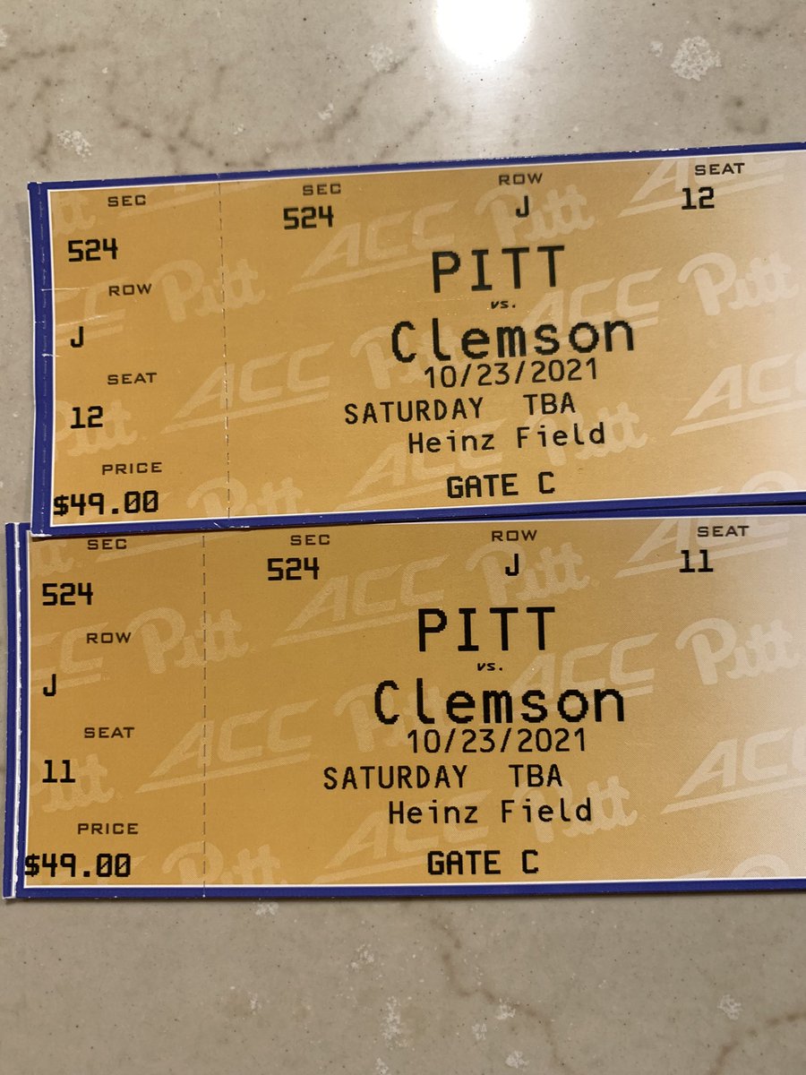 Follow us and RT for a chance to win these Pitt tickets 🏈