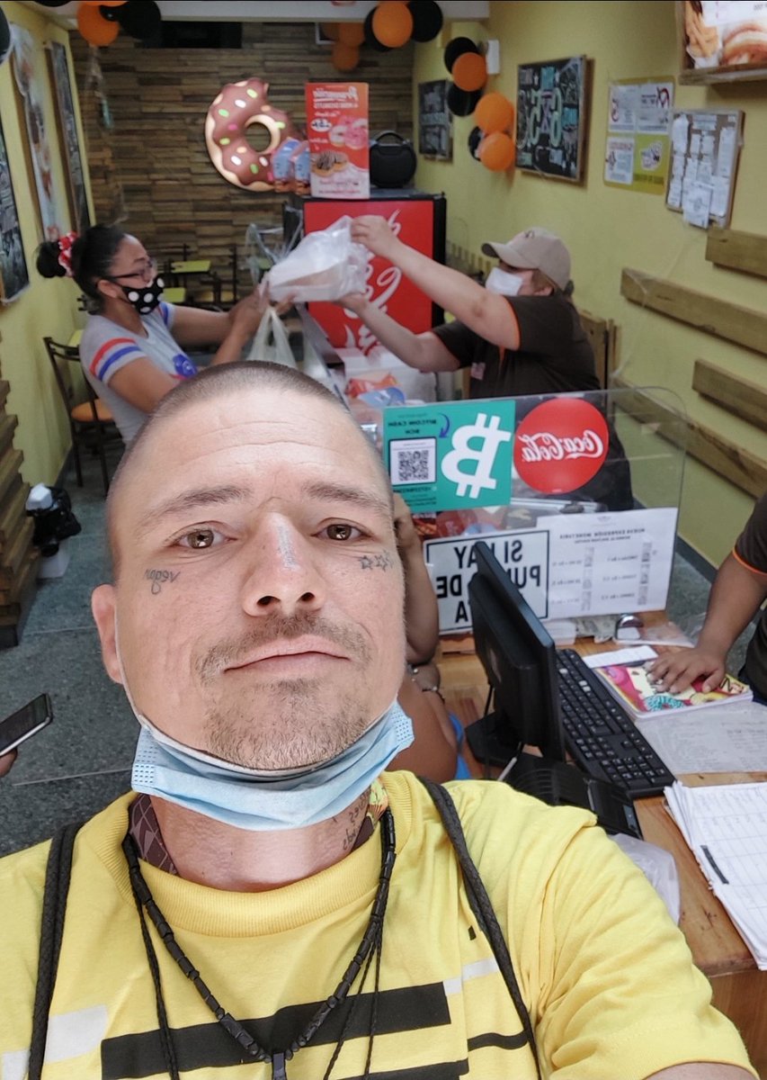 bchbeach's tweet photo. Gimme that juicy 20% #BCH cashback #spendbch #bitcoincash #Bitcoin #BTC #litecoin #ltc #bchday #bchforeveryone #SatoshiNakamoto #satoshisangels @BitcoinCom @blancomorao thanks to team @PanmoniCom for onboarding #krispydonuts and thanks to @SatoshiAngels @rogerkver for that promo https://t.co/yHcVvUMlCi