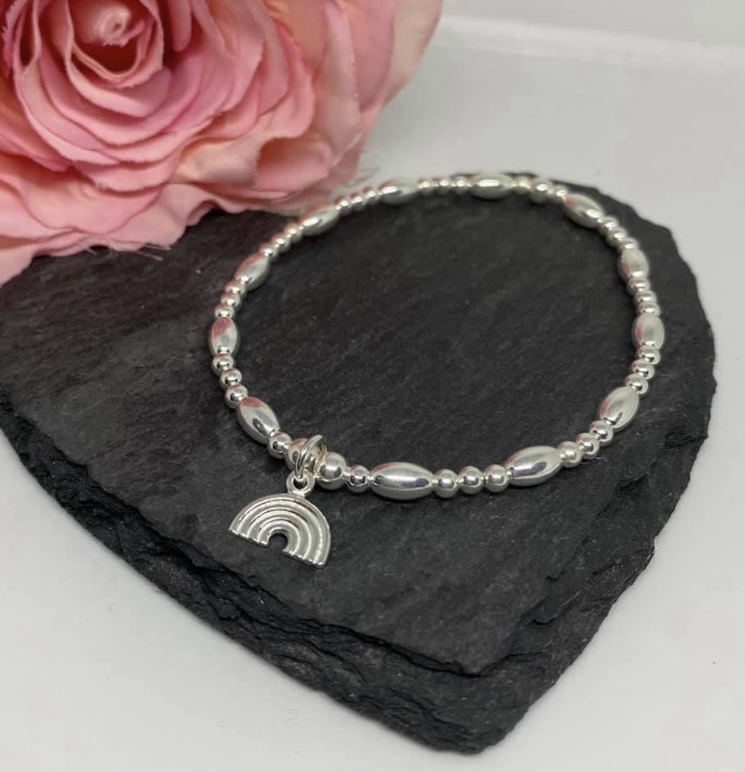 nerysgjewellery's tweet photo. ‘After every storm comes a #rainbow 🌈’
#Sterlingsilver #bracelet with 🌈 #RainbowCharm
Limited edition, £20 available at
https://t.co/LQY2ZfAAvg
#bracelet #stackingbracelet #charms #charmbracelets #handmade #stackingbracelets #jewellery #styleblogger #smallbusiness https://t.co/qgQWyCgno8