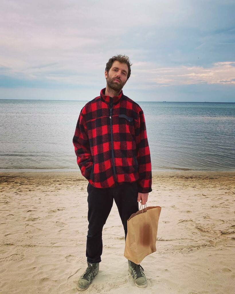 FLONSKE's tweet photo. Kurzes 5 Tage Powernap bevor es in den Album Endspurt geht 🧘

Muchas Lovas an euch alle 💚😘❤️

#timeout #powernap #auszeit #usedom #meer #strand #hängen #album #finale #urlaub #pause #iriedaily #seaside #beach #germany #deutschland #einatmen #ausatmen… https://t.co/TigzsFOvLo https://t.co/hbk7tFZlKO