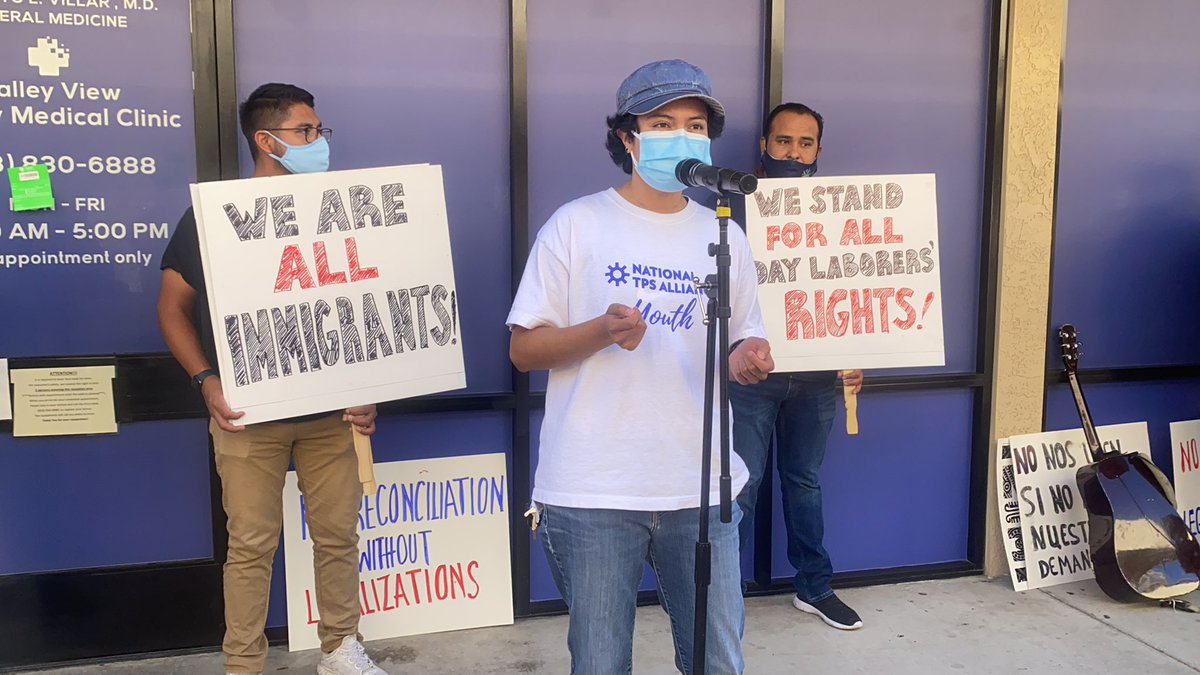 TPS_Alliance's tweet photo. In front of @RepCardenas office to call on him to vote ‘No’ on any deal excluding immigrant legalization 

“Utilizas tu identidad cuando te conviene pero ahorita, brillas por tu ausencia” 

Sign our petition: https://t.co/MGYOY3usi1 https://t.co/04cteFID2c