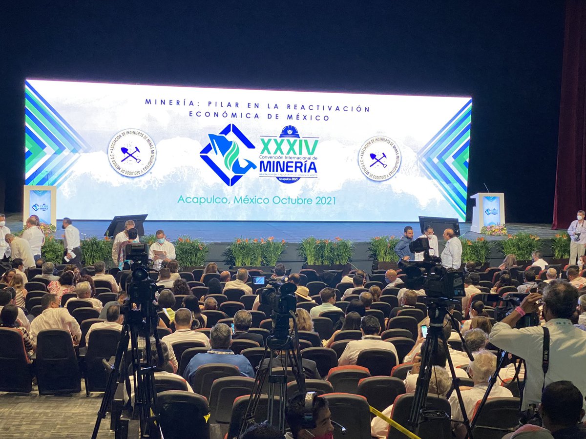 Ayer iniciamos la XXXIV Convención de Mineria en Acapulco con una asistencia de 7,000 personas