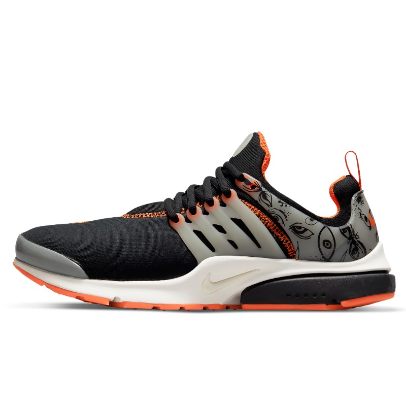 hypedes's tweet photo. NIKE HALLOWEEN PACK

21/10 a las 9:00 en: