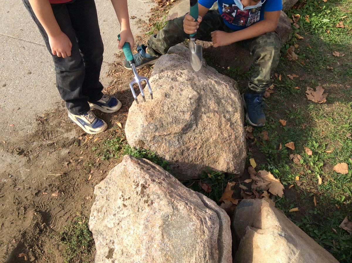 Kelly Cullen (@livelovemath314) on Twitter photo We spent two full hours outside for #TakeMeOutsideDay Everything from reading, cleaning up the garden, picking up garbage, finding insects, drawing in notepads, drawing on sidewalks, exploring sound, finding minerals in rocks <a href="/FldcrestFalcons/">FieldcrestFalcons</a> <a href="/scdsboutdoors/">@SCDSBoutdoors</a> <a href="/takemeoutside/">Take Me Outside</a> We spent two full hours outside for #TakeMeOutsideDay Everything from reading, cleaning up the garden, picking up garbage, finding insects, drawing in notepads, drawing on sidewalks, exploring sound, finding minerals in rocks <a href="/FldcrestFalcons/">FieldcrestFalcons</a> <a href="/scdsboutdoors/">@SCDSBoutdoors</a> <a href="/takemeoutside/">Take Me Outside</a>