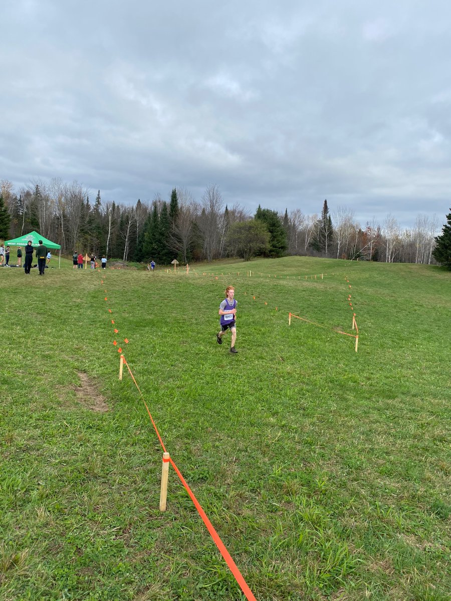 ESCEB_Mattawa's tweet photo. Vive les sports! Bien que l'équipe de course de fond ait commencé un peu tard cette année, les athlètes se sont entrainés et ont participé à deux courses à Nature's Harmony ici à Mattawa. Félicitations Hailey, Zavier et Braxton pour cette belle saison. https://t.co/u5ybbhF32X