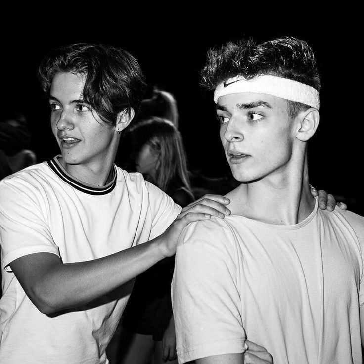 hourly nosh (@noshbhourly) on Twitter photo 