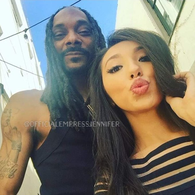 Happy 50th Birthday to the Dog Father himself!  @SnoopDogg https://t.co/ok2LPCVpca