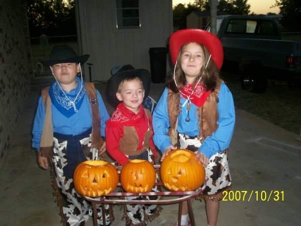 Look at my babies! That baby boy is now a Senior! Be still my heart!❤