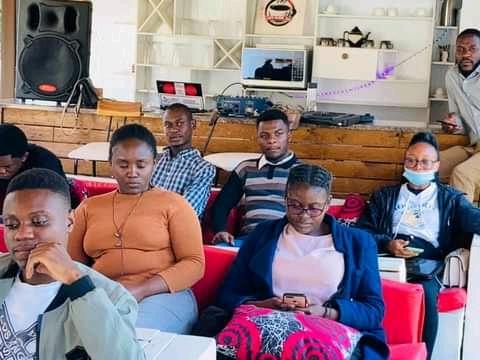 fifijfifi's tweet photo. #YouthTalk
#We voted, #What next?
We had a very interactive session at the global platforms, Young people shared their expectations from the government.
#Whats your expectations? https://t.co/q9LS6RhDo3