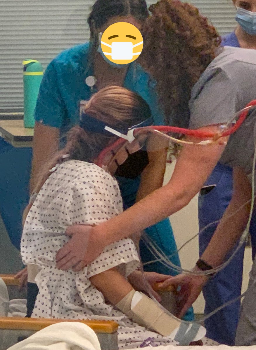 Case scenario in SIM today with my 3rd year DPT students is a (simulated) patient on ECMO. A great/safe place to practice high risk situations in a low risk environment #simulation #ICUPT #everyBODYmoves