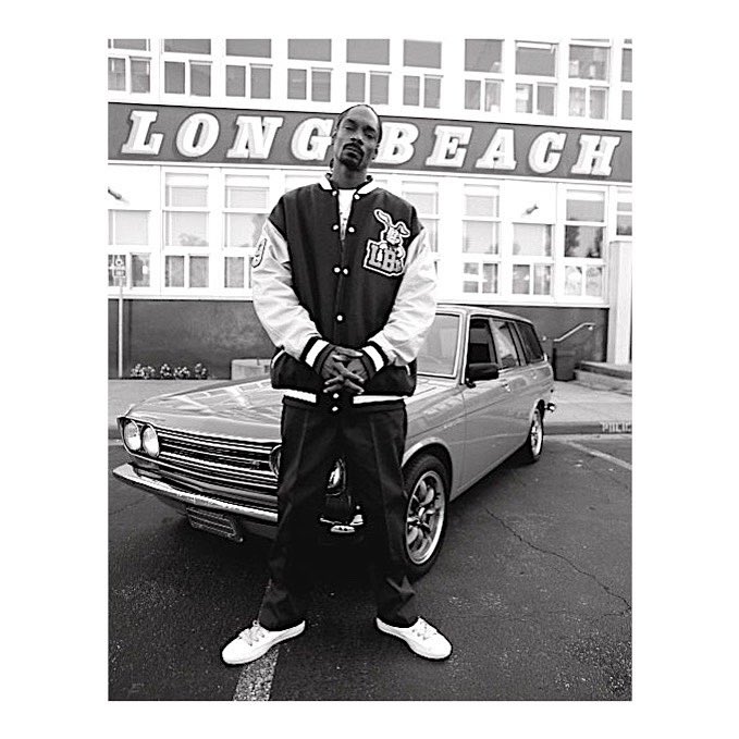 DaMFunK's tweet photo. Happy 50th Birthday #respect to 
@SnoopDogg! A great milestone!! 🎉
We appreciate U, 🌎 wide! Enjoy! 👊🏾 https://t.co/8kk9GQlCkM