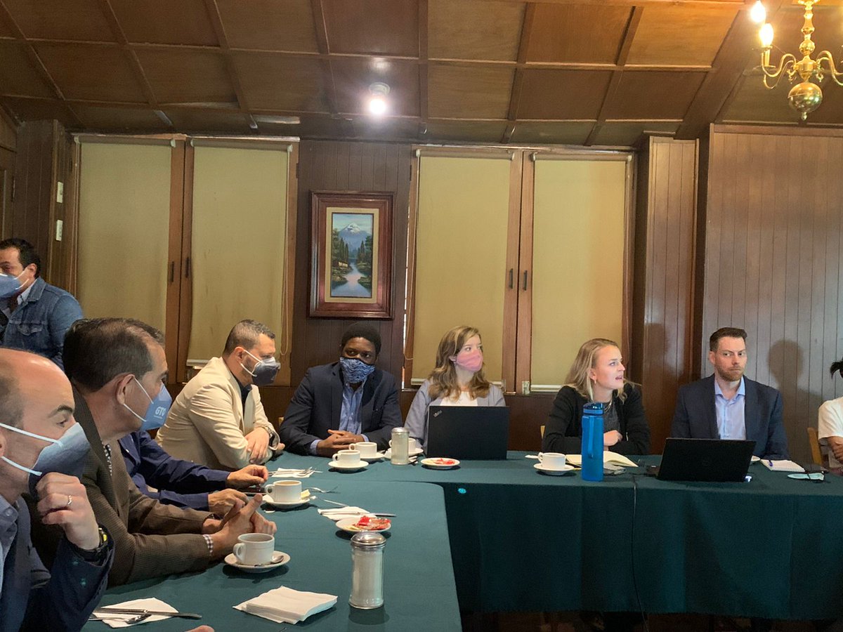 ¡Seguimos recorriendo Guanajuato! Hoy, junto con la comitiva de la <a href="/UMassAmherst/">UMass Amherst</a> y la <a href="/UdeGuanajuato/">Universidad de Guanajuato</a>, nos reunimos con el Srio. <a href="/Paulo_Banuelos/">Paulo Bañuelos Rosales</a>, de la @SDAyR_GTO, para presentar avances del Proyecto de Agricultura Sustentable y Solidaria.