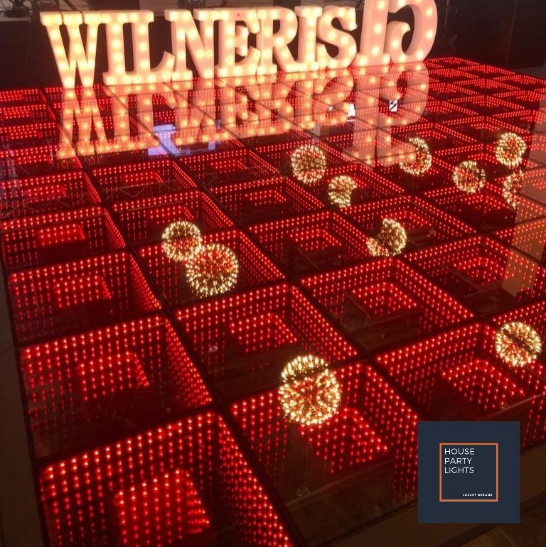 hplpr's tweet photo. ¡Atrévete a cambiar de look!
.
Reflected Dance Floor
.
#weddingdestination #prweddings #destinationpr #wedding #ring #love #luxurywedding #beautiful #puertorico #events #hplpr #hpldirecto #housepartylights https://t.co/f3jcRHHLtV