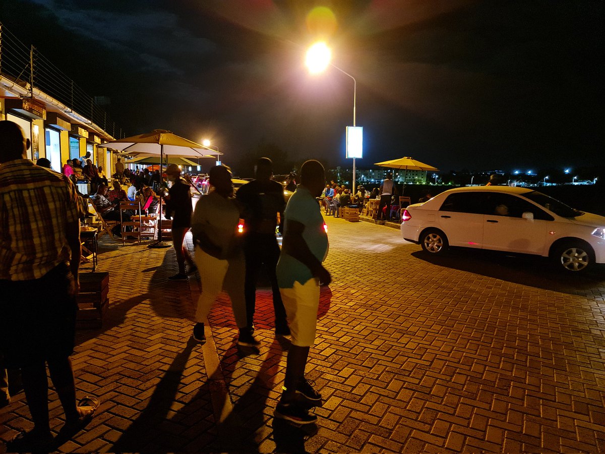 Gatuchiw's tweet photo. Kenyans went on a celebration spree after Uhuru lifted the curfew https://t.co/LnLI5oyrEW