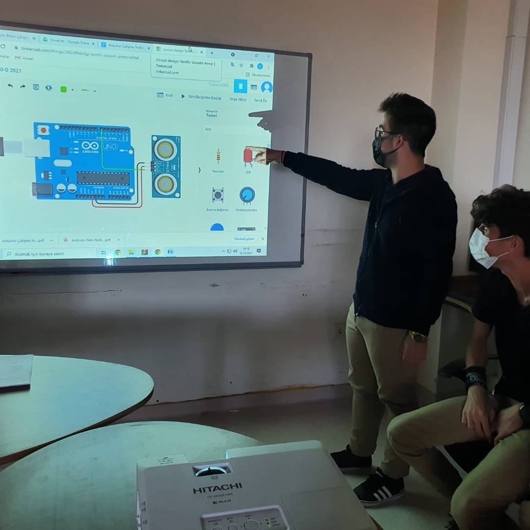 OmerYigit8161's tweet image. #CodeWeek2021 "CZAL Arduino Öğreniyorum" etkinliği kapsamında öğrencilerimiz Tinkercad ve Arduino ortamları üzerinden kodlama etkinlikleri ve uygulamalar gerçekleştirdiler.
#Code4Mersin
#CodeWeek
@tcmeb @AdemKoca46 @MersinMEM @toroslarmem @CodeweekTurkiye @CodeWeekEU
