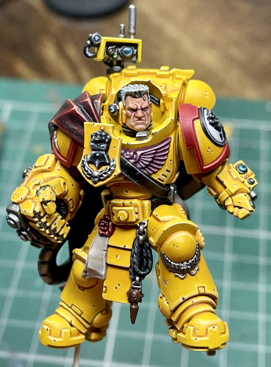 WIP Wednesday! Lots of progress made on Tor!  Quite a complex sculpt but alot of fun.  #WarhammerCommunity #imperialfists  #paintingwarhammer #wipwednesday