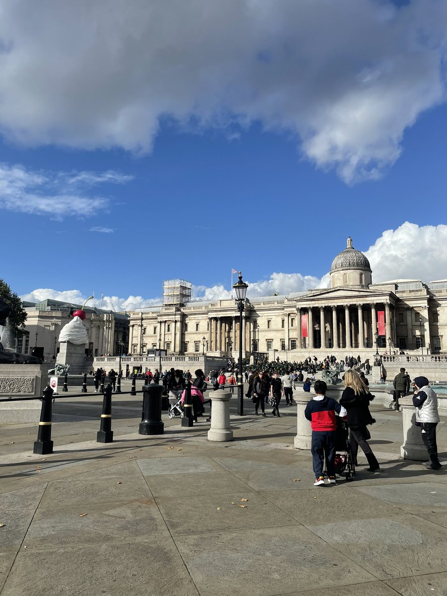 KerryReeves11's tweet photo. London, you are beautiful in the sunshine 🤩🌞 https://t.co/dV7EokjGch