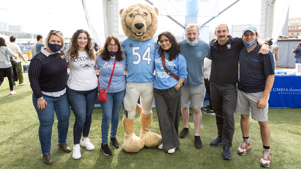 ColumbiaGS's tweet photo. We want to see your #GSpride! 💙 From 4 to 5 PM ET, post a photo showing your #ColumbiaGS pride and help us earn challenge funds during the @Columbia Giving Day hourly challenge. Don't forget to tag us and use #ColumbiaGivingDay! https://t.co/WBeXfEEm4h