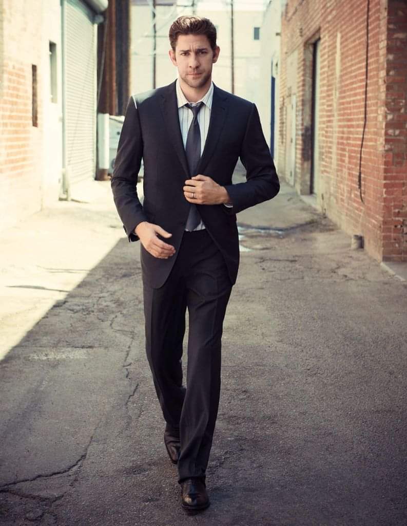 Happy Birthday to John Krasinski who turns 42 today! 