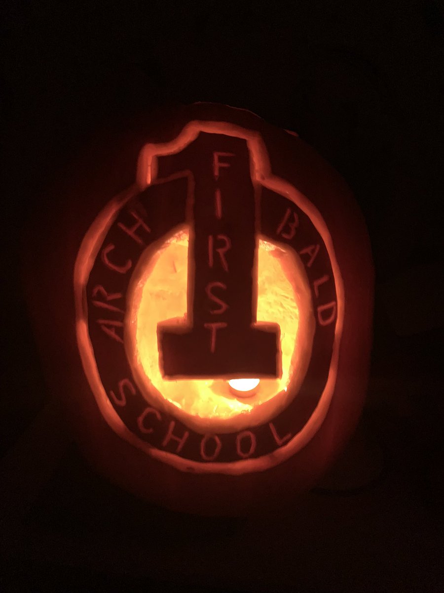 chic_osity's tweet photo. @ArchibaldFirst #AFSPumpkins
Archibald First School pumpkin.
From Izzy Class 9 https://t.co/3pmIPgtTlY