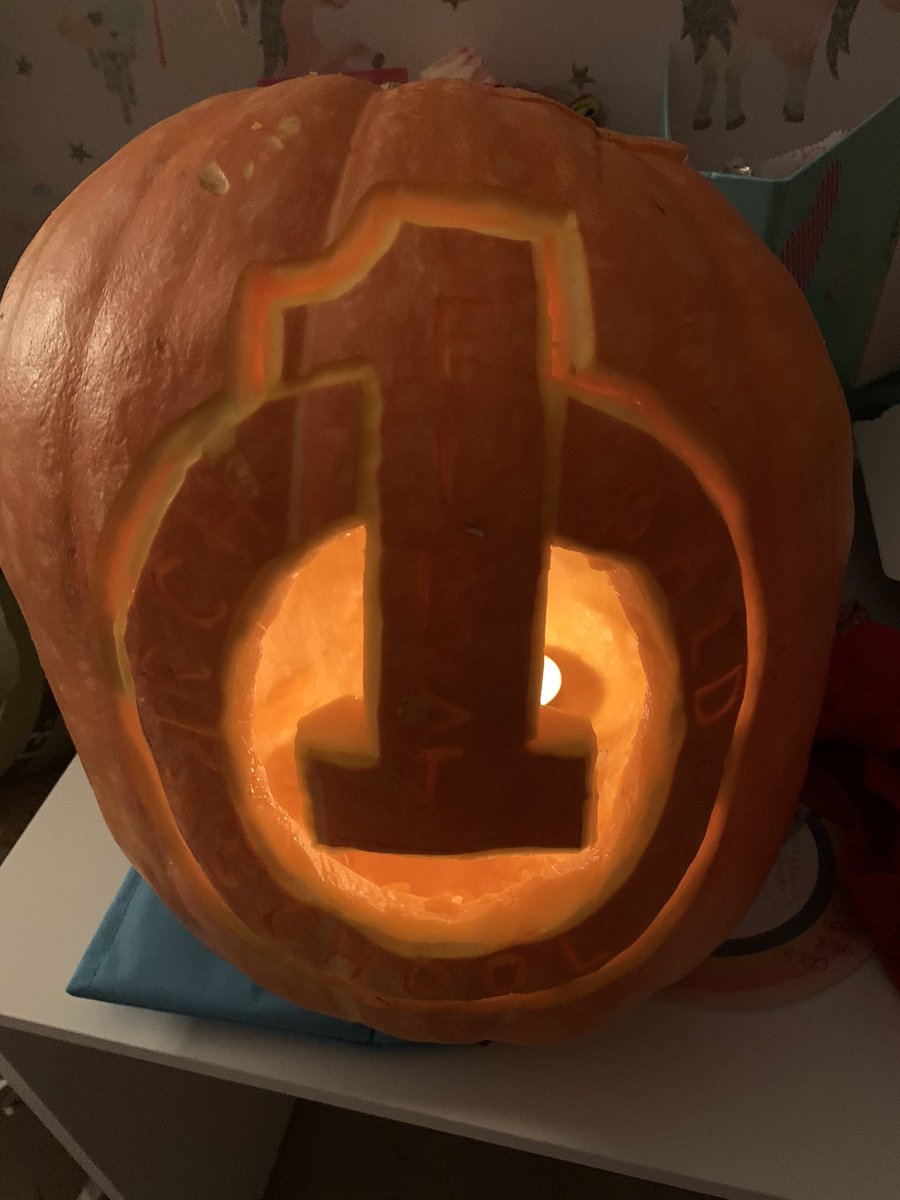 chic_osity's tweet photo. @ArchibaldFirst #AFSPumpkins
Archibald First School pumpkin.
From Izzy Class 9 https://t.co/3pmIPgtTlY