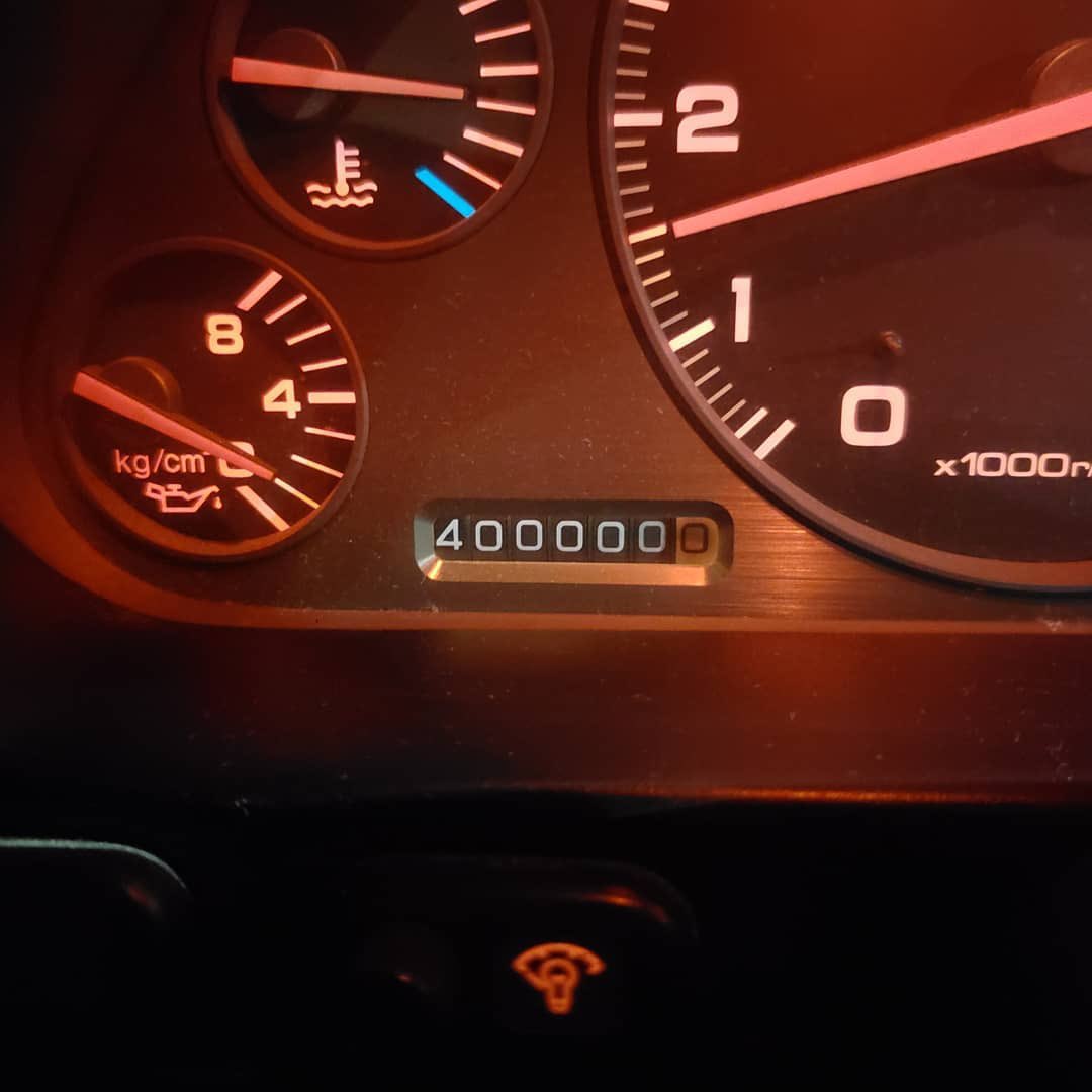 1992 Acura #NSX owner clocks an impressive 400k miles on the original engine 😵😵 bit.ly/2Z2UswW