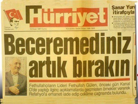 Ortak bir yerden düğmeye basılmışcasına, 28 Şubat'ta yakından tanıdığımız aktör ve figüranlar tek tek sahne almaya başladı. Bu ülkenin en fazla kaynaklarını kullanıp,rantını yiyenlerin, her defasında taşoronluk yapması oldukça manidar. 
#TÜSİADİşineBak 
#Vesayet
#laiklik 
#MİLSEN