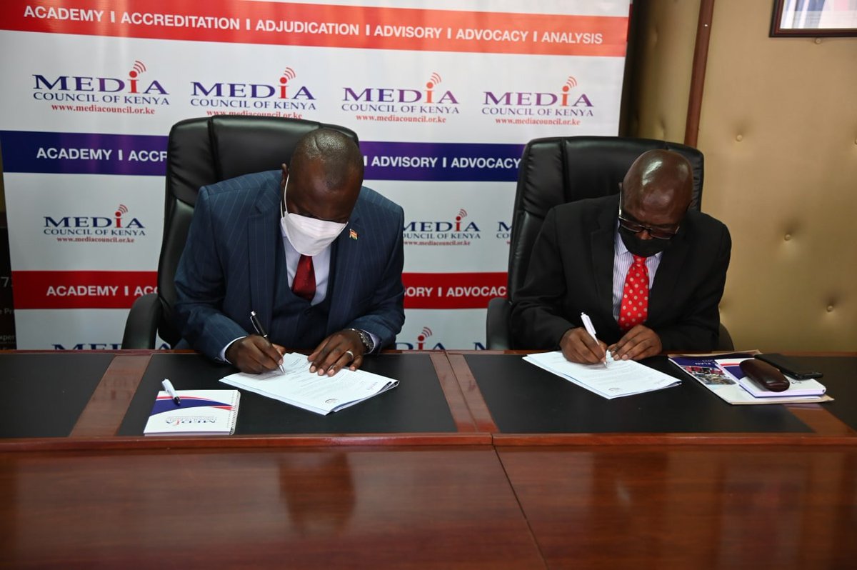 apbkenya's tweet photo. The executive committee of the Association of Professional Broadcasters in Kenya (APB) signing an MOU with the @MediaCouncilK (MCK) that will see MCK collaborate with APB in its programs that include mentorship, training and networking. @DavidOmwoyo
@omoleasiko
@GesoraThomas https://t.co/9YHZeQFO6k