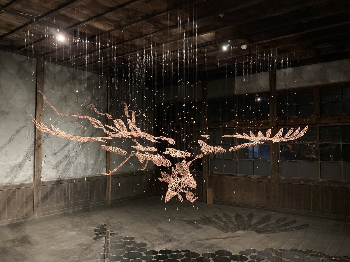 MotoSlacker's tweet image. 群馬県中之条ビエンナーレの作品です。これは見事！