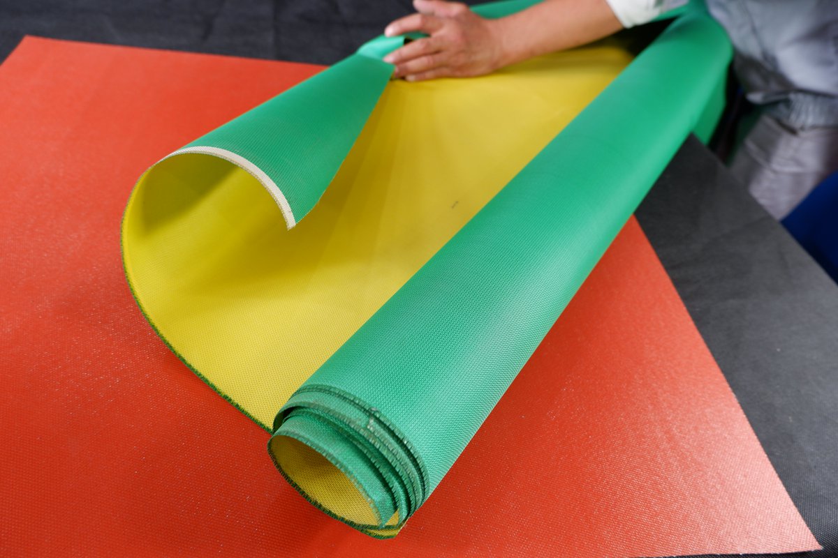 HighSuntex's tweet image. What are the factors that affect the service life of polyurethane insulation materials?
#pucoatedcloth
#polyurethaneinsulation