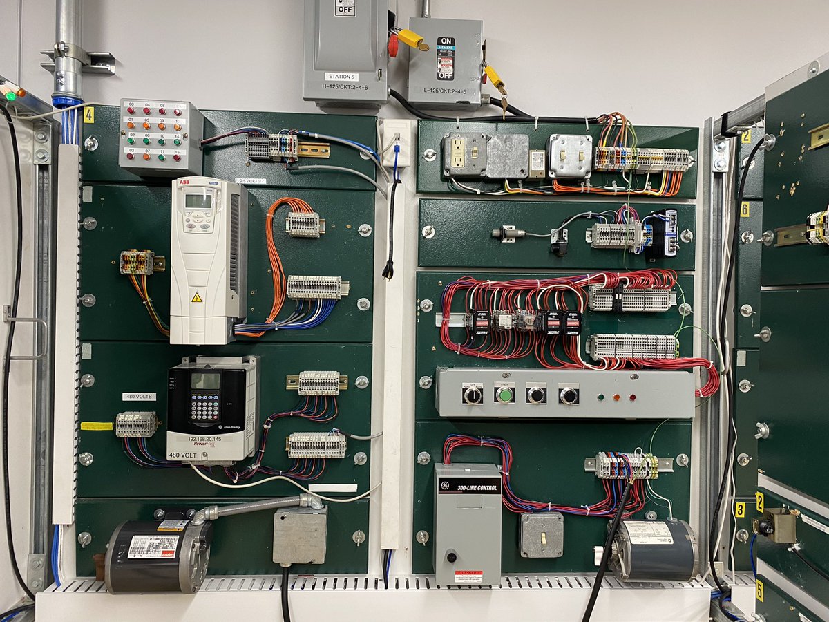 Had a great tour of the IBEW training center in St Michael today with <a href="/emmagreenman/">Emma Greenman</a>. Thank you for showing us around @asnope! #mnleg <a href="/IBEW292/">IBEW292</a> <a href="/IBEW/">IBEW</a>