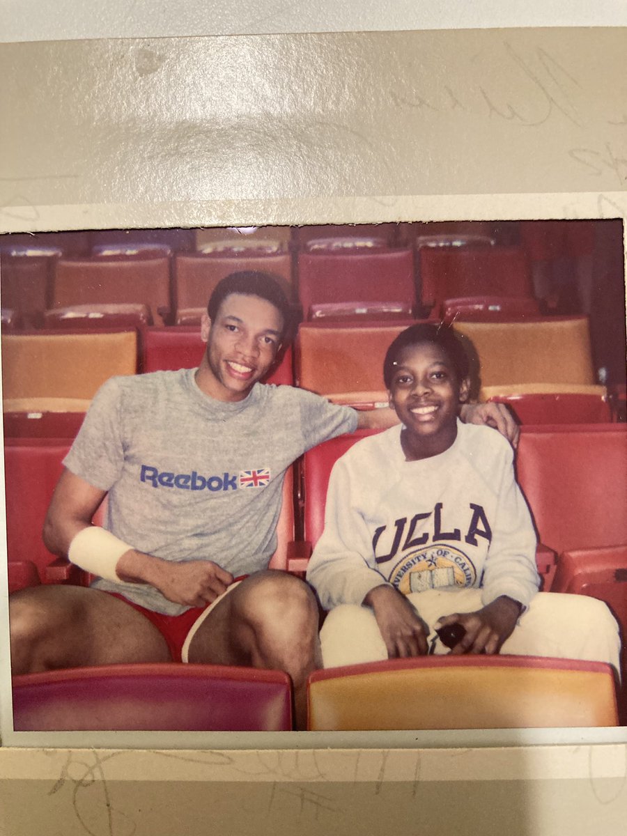 kevintaylor98's tweet photo. (I love my hometown Atlanta sports teams but notice the UCLA sweatshirt!). #atlantahawks #kevinwillis #treerollins #randywittman #dominiquewilkins #docrivers https://t.co/XWRo17PGfA