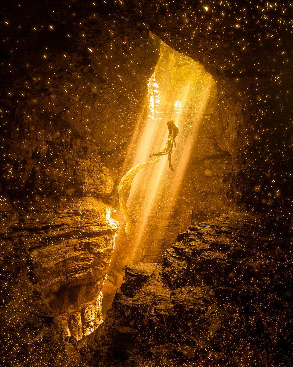 surrealistshay's tweet photo. 💫 post your yellow art below ✨

⚠️ no links, just vibes + sharing ⚠️ https://t.co/GNkAByIfMM
