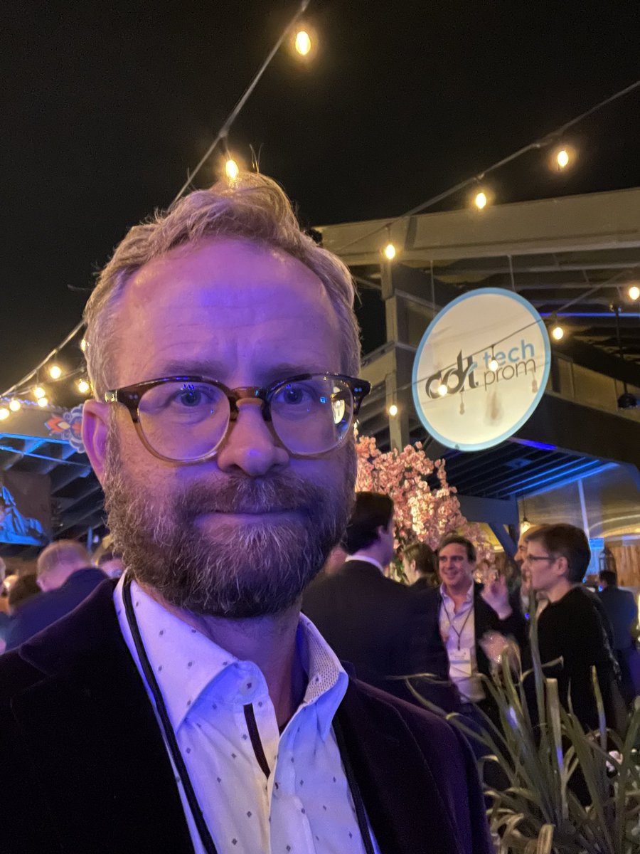 WorldWideWillJo's tweet photo. What’s up, #TechProm?!? https://t.co/pjXpQ5j7ym