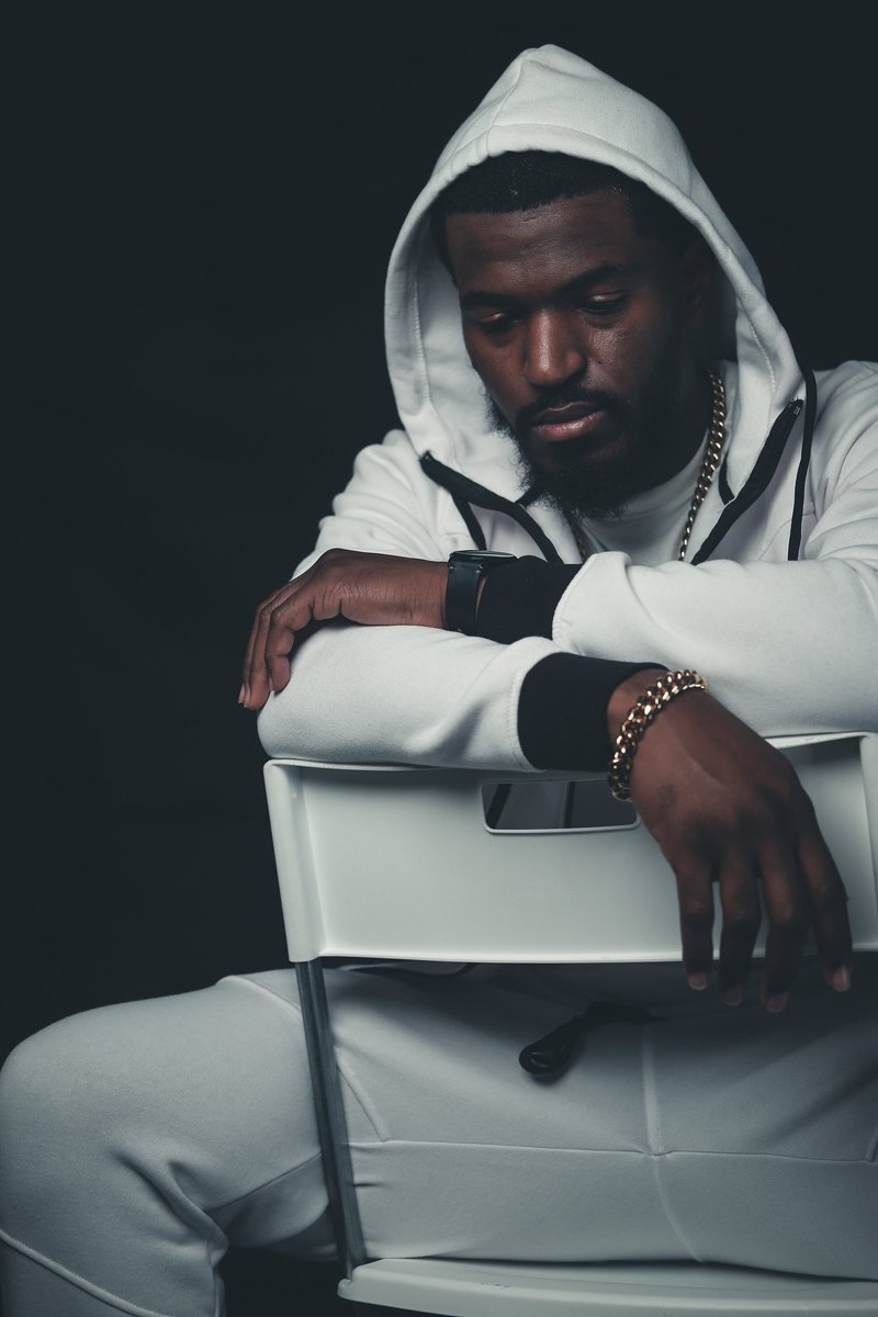 SuperFlyMixx's tweet image. “Being broke took all my confidence, thought it tarnished all my accomplishments…..Well obviously I’m back on my s**t in the midst of all of this Corona s**t” 

#BMIC #FlyBehavior #SilkShirtShawty 
📸: @_OnMute