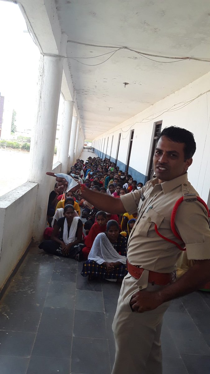 SHO_KCL_VKB's tweet photo. Today #PSI Kulkacherla PS conducted an awareness program at Vivekananda Jr collage,kulkacherla about #SheTeams, #CaseStudies, #COVID19, #ChildAbuse, #ChildMarriages, #CyberCrime, #HumanTrafficking, #GenderSensitisation,#CCTVCameras,#Dial100 #CommunityPolicing
@spvikarabad https://t.co/oGbT7sOMNm