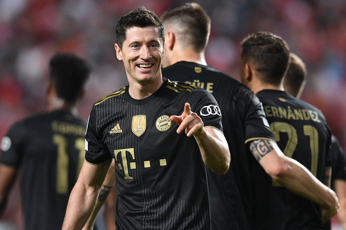 SiaranBolaLive's tweet photo. Hanya Juventus &amp; Bayern Munchen, tim yang raih hasil sempurna di 3 pertandingan pertama #UCL musim ini: 
3 Games
3 Win
3 Cleansheet
9 Point

Sempurna ✅ https://t.co/oAUs2FKqLq