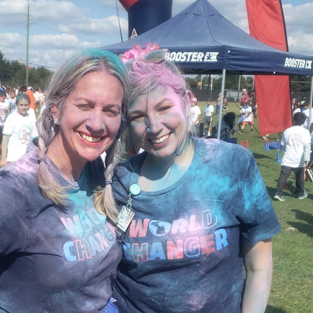 WisenerRockets's tweet photo. Before &amp; After color run! So fun! https://t.co/W7tV5GXSl7