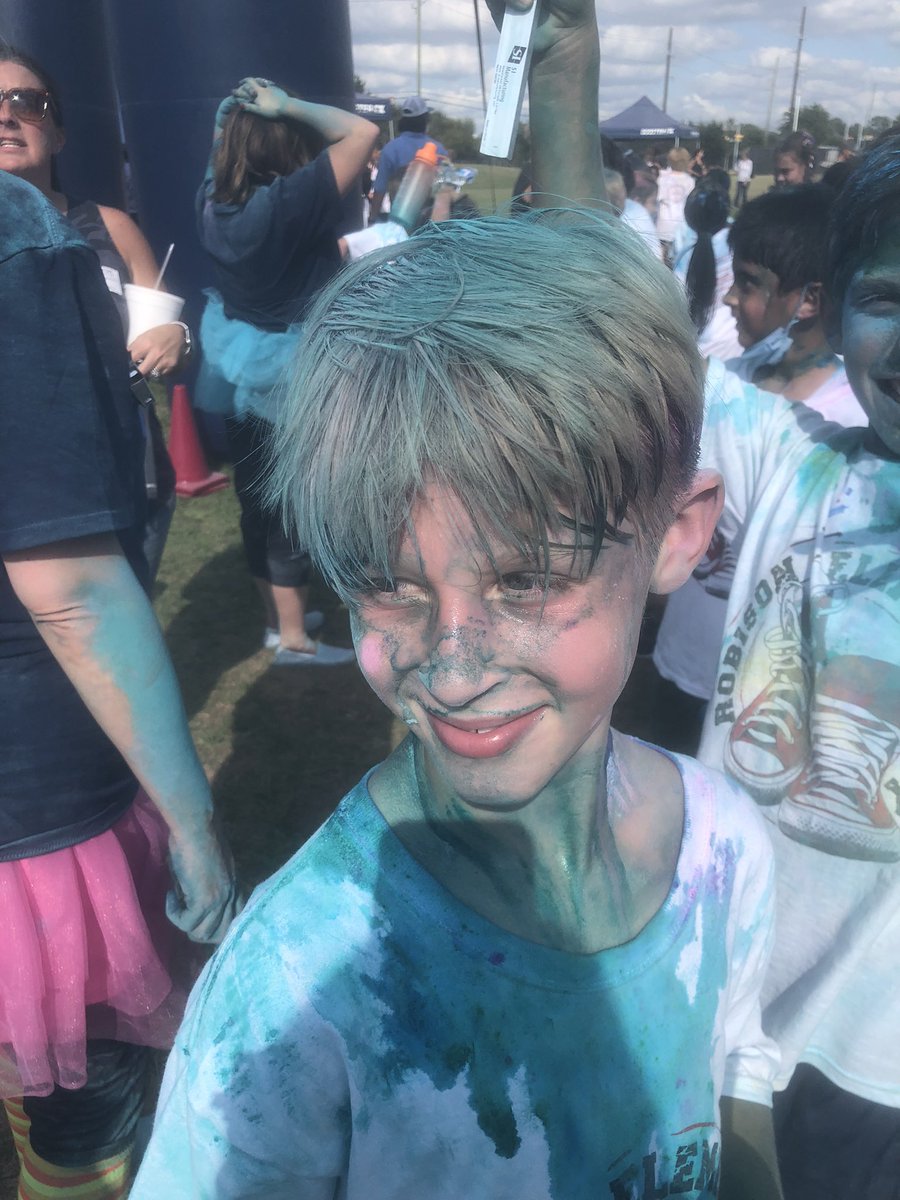 WisenerRockets's tweet photo. My 4th graders had a blast at the color run today! https://t.co/lpAUI0UEDe